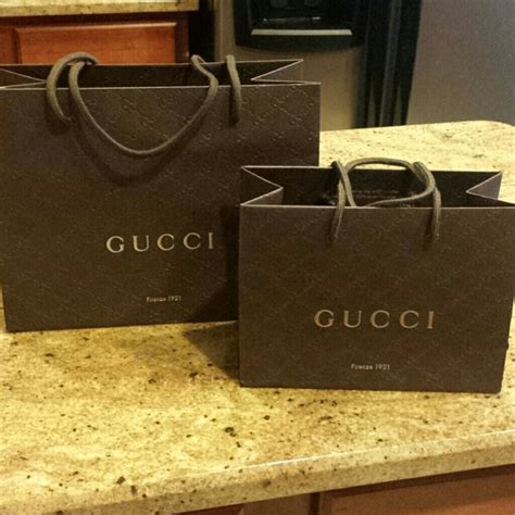 shopping bag gucci|gucci shopping bag in store.